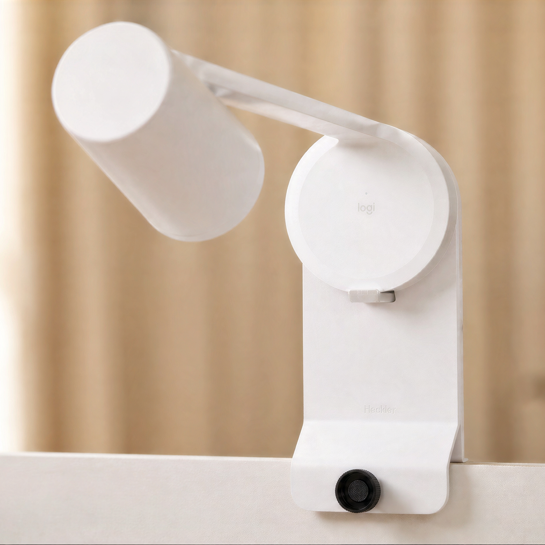 Whiteboard Mount for Logitech Scribe product view.
