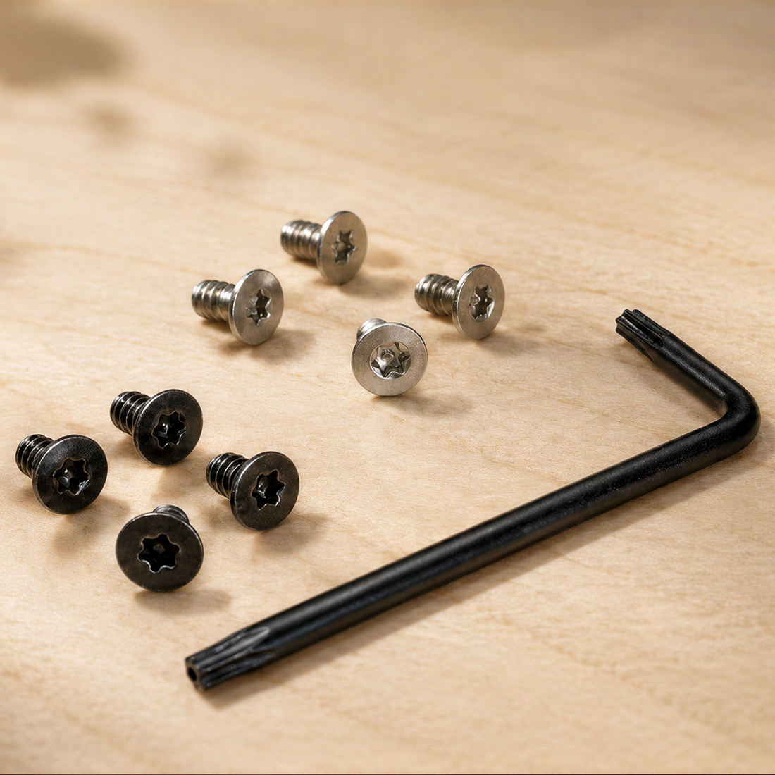 Replacement Screws product view.